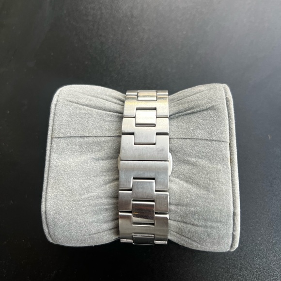 MOVADO BOLD WATCH - Picture 3 of 3